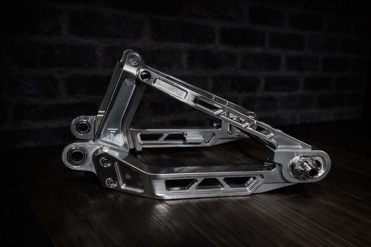 Vector Billet Swing Arm - 2018+ Softail