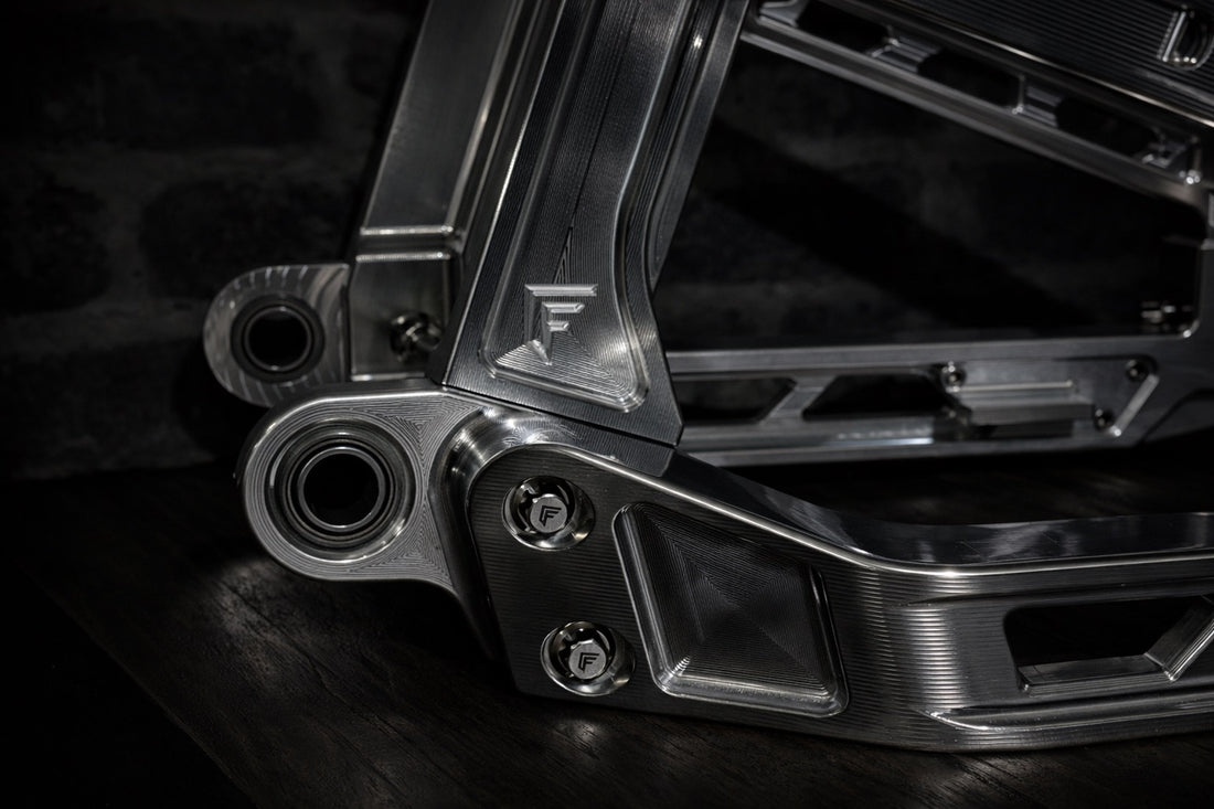 Vector Billet Swing Arm - 2018+ Softail
